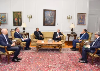 Le ministre Badr Abdel-Aati reçoit les responsables de la Chambre de commerce américaine au Caire