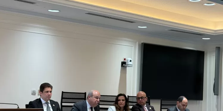 La stratégie de développement de l’aviation civile devant le Parlement 1 - Le Progrès Egyptien