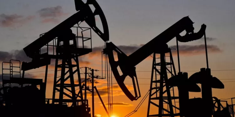 Le pétrole monte légèrement avec le blocage d'Ormuz qui se poursuit 1 - Le Progrès Egyptien