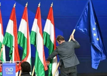 Après Orban, place à Magyar: la Hongrie et l’UE reprennent langue