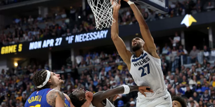 Play-offs NBA: Minnesota et Atlanta égalisent, Cleveland se détache<div></div> 1 - Le Progrès Egyptien