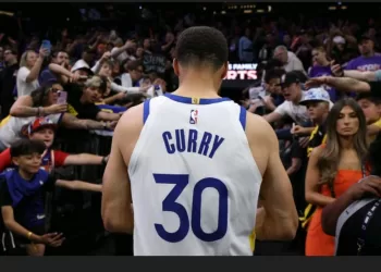 Barrages NBA: Curry et les Warriors éliminés par Phoenix, Orlando en play-offs