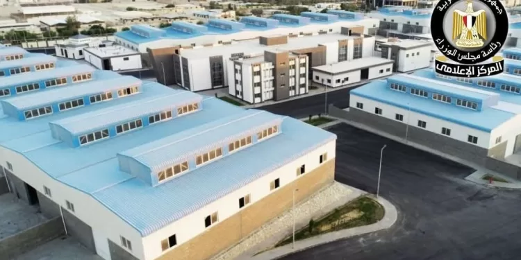 La zone industrielle d'Ain Sokhna offre 133 500 opportunités d'emploi direct 2 - Le Progrès Egyptien La zone industrielle d'Ain Sokhna offre 133 500 opportunités d'emploi direct 1 - Le Progrès Egyptien