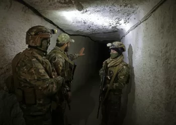 A la frontière libanaise, l’armée syrienne se renforce et découvre des tunnels attribués au Hezbollah