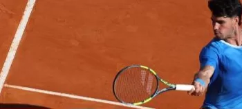 Monte-Carlo: Alcaraz et Sinner bousculés mais qualifiés en quarts