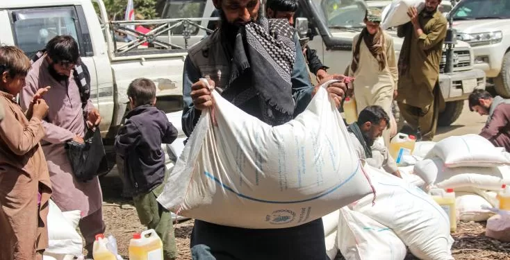 Après des semaines coupés du monde par la guerre, des Afghans reçoivent une aide d'urgence 1 - Le Progrès Egyptien