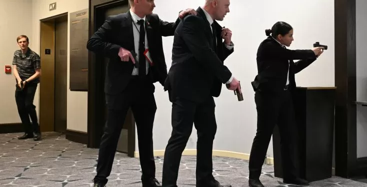 Un tireur tente de forcer l'entrée d'un gala auquel assiste Trump 1 - Le Progrès Egyptien