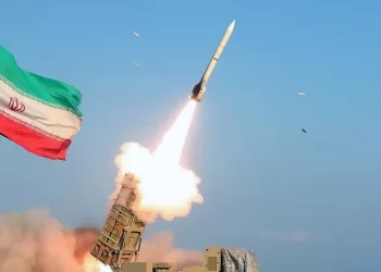 Emmanuel Macron dénonce les frappes iraniennes contre les EAU