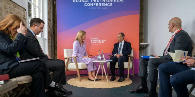 Le ministre des AE rencontre la secrétaire d'État britannique au Développement international et à l'Afrique 2 - Le Progrès Egyptien Le ministre des AE rencontre la secrétaire d'État britannique au Développement international et à l'Afrique 1 - Le Progrès Egyptien
