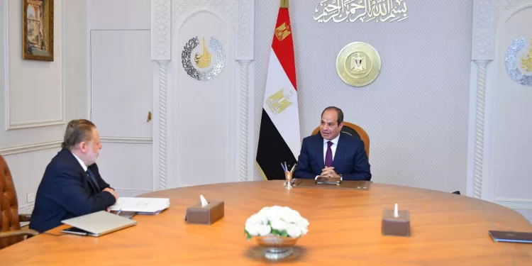Réunion du président avec le gouverneur de la Banque centrale sur la performance économique 2 - Le Progrès Egyptien Réunion du président avec le gouverneur de la Banque centrale sur la performance économique 1 - Le Progrès Egyptien