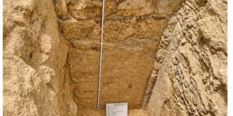 Découverte d'un ensemble de citernes et d'infrastructures de service dans l'ancien port d'Aydhab, à Halayeb 2 - Le Progrès Egyptien Découverte d'un ensemble de citernes et d'infrastructures de service dans l'ancien port d'Aydhab, à Halayeb 1 - Le Progrès Egyptien