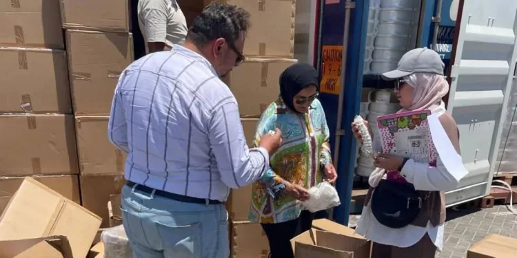 Les services de normalisation maintenus dans les ports durant l’Aïd pour accélérer le dédouanement 2 - Le Progrès Egyptien Les services de normalisation maintenus dans les ports durant l’Aïd pour accélérer le dédouanement 1 - Le Progrès Egyptien