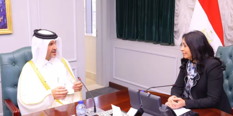 La ministre de la Solidarité sociale reçoit l'ambassadeur du Qatar 1 - Le Progrès Egyptien