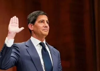 Kevin Warsh prête serment à la tête de la Réserve fédérale américaine