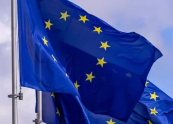 Mouvements européens : Promesses de Starmer, armée unifiée et coopération avec la Syrie