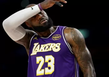 Play-offs NBA: LeBron James au défi du Thunder