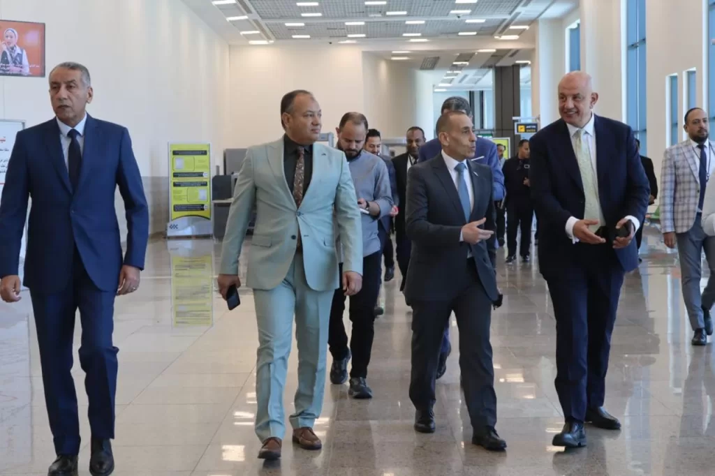 La Haute Commission d’inspection sécuritaire et environnementale en visite à l'aéroport international de Sphinx 4 - Le Progrès Egyptien La Haute Commission d’inspection sécuritaire et environnementale en visite à l'aéroport international de Sphinx 3 - Le Progrès Egyptien