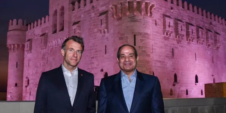 Al-Sissi à Macron : "Mon ami le Président... soyez le bienvenu à la Perle de la Méditerranée" 1 - Le Progrès Egyptien