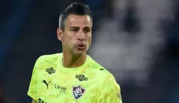 Foot: nouveau record de longévité pour l’inusable gardien brésilien Fabio