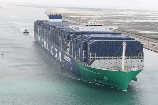 Le canal de Suez accueille le plus grand porte-conteneurs écologique du monde 2 - Le Progrès Egyptien Le canal de Suez accueille le plus grand porte-conteneurs écologique du monde 1 - Le Progrès Egyptien