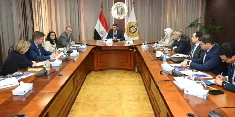 Le ministère de l’Industrie et l’OIT renforcent leur coopération pour l’emploi et la productivité 2 - Le Progrès Egyptien Le ministère de l’Industrie et l’OIT renforcent leur coopération pour l’emploi et la productivité 1 - Le Progrès Egyptien