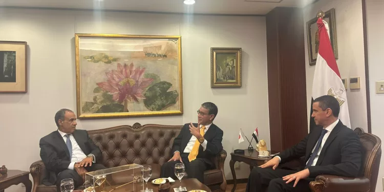Diplomatie parlementaire : Badr Abdelatty s'entretient à Tokyo avec Taro Kono sur fond de partenariat stratégique 1 - Le Progrès Egyptien