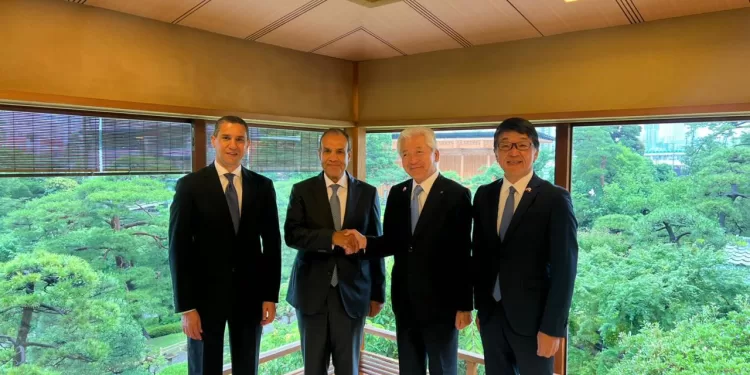 Industrie automobile et zone du canal de Suez : Badr Abdelatty scelle de nouvelles ambitions avec le géant Toyota Tsusho 2 - Le Progrès Egyptien Industrie automobile et zone du canal de Suez : Badr Abdelatty scelle de nouvelles ambitions avec le géant Toyota Tsusho 1 - Le Progrès Egyptien