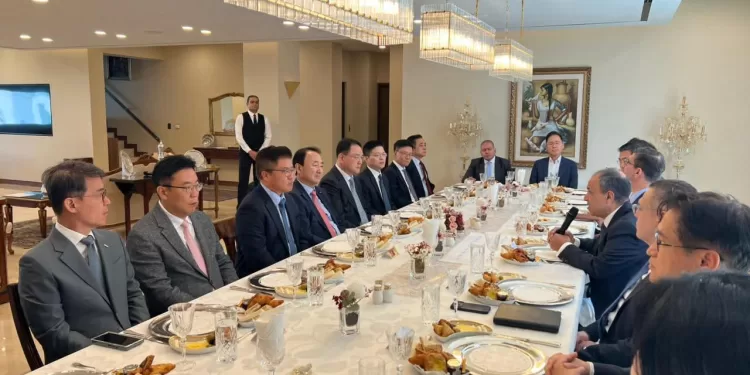 Séoul: Abdel-Aati examine le renforcement des investissements coréens en Égypte 2 - Le Progrès Egyptien Séoul: Abdel-Aati examine le renforcement des investissements coréens en Égypte 1 - Le Progrès Egyptien