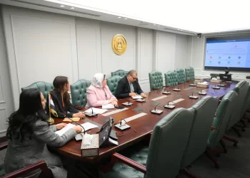 La ministre de la Solidarité sociale et le ministre bahreïni du Développement social examinent les moyens de renforcer la coopération 5 - Le Progrès Egyptien La ministre de la Solidarité sociale et le ministre bahreïni du Développement social examinent les moyens de renforcer la coopération
