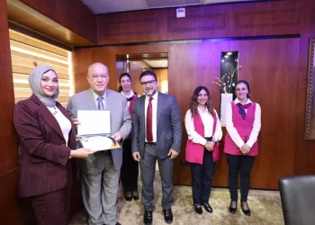 L’aéroport du Caire honore ses employés les plus méritants 8 - Le Progrès Egyptien L’aéroport du Caire honore ses employés les plus méritants