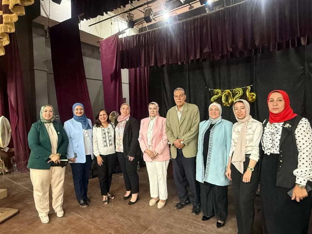 Faculté des Lettres d'Assiout: Le programme de traduction en langue française célèbre la remise des diplômes de sa première promotion 4 - Le Progrès Egyptien Faculté des Lettres d'Assiout: Le programme de traduction en langue française célèbre la remise des diplômes de sa première promotion 3 - Le Progrès Egyptien