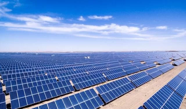 Avenir de l'Égypte: Centrale solaire de 2 000 MW à Nag Hammadi 2 - Le Progrès Egyptien Avenir de l'Égypte: Centrale solaire de 2 000 MW à Nag Hammadi 1 - Le Progrès Egyptien