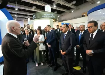 Le Premier ministre visite le 5ᵉ Salon médical africain 3 - Le Progrès Egyptien Le Premier ministre visite le 5ᵉ Salon médical africain