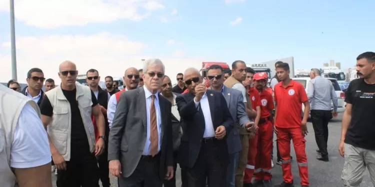 Le gouverneur du Nord-Sinaï accompagne le chargé d’affaires américain au poste-frontière de Rafah 2 - Le Progrès Egyptien Le gouverneur du Nord-Sinaï accompagne le chargé d’affaires américain au poste-frontière de Rafah 1 - Le Progrès Egyptien