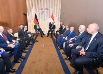 Évian : Al-Sissi invite le chancelier Merz au Caire