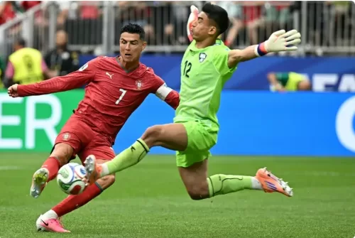 Le Portugal écrase l'Ouzbékistan 5-0, Ronaldo inscrit un doublé 2 - Le Progrès Egyptien Le Portugal écrase l'Ouzbékistan 5-0, Ronaldo inscrit un doublé 1 - Le Progrès Egyptien