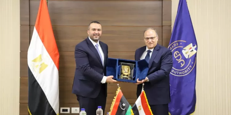 Egypte-Libye : Coopération dans les secteurs pharmaceutique et sanitaire 2 - Le Progrès Egyptien Egypte-Libye : Coopération dans les secteurs pharmaceutique et sanitaire 1 - Le Progrès Egyptien
