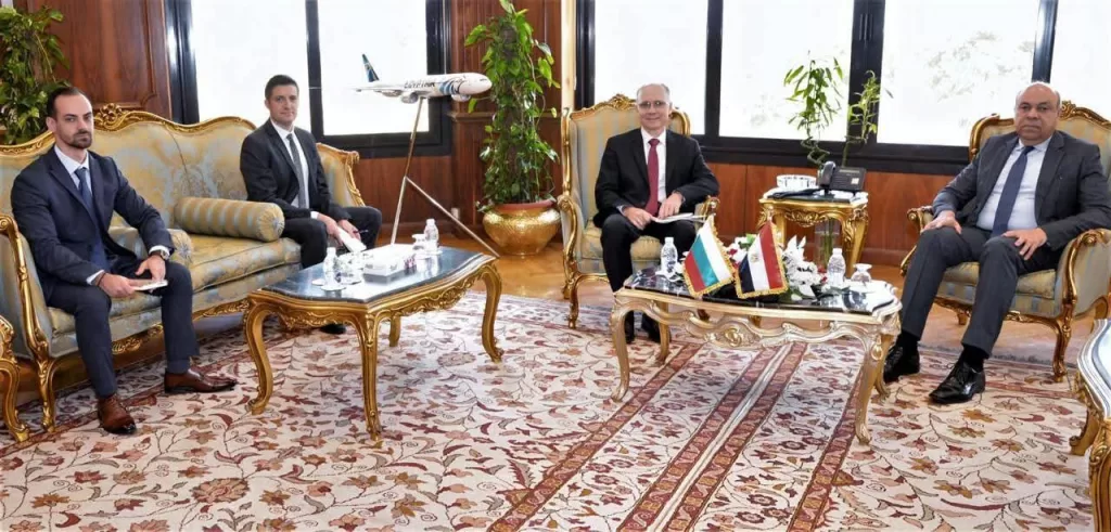 Coopération conjointe Égypte/ Bulgarie dans le transport aérien 6 - Le Progrès Egyptien Coopération conjointe Égypte/ Bulgarie dans le transport aérien 5 - Le Progrès Egyptien