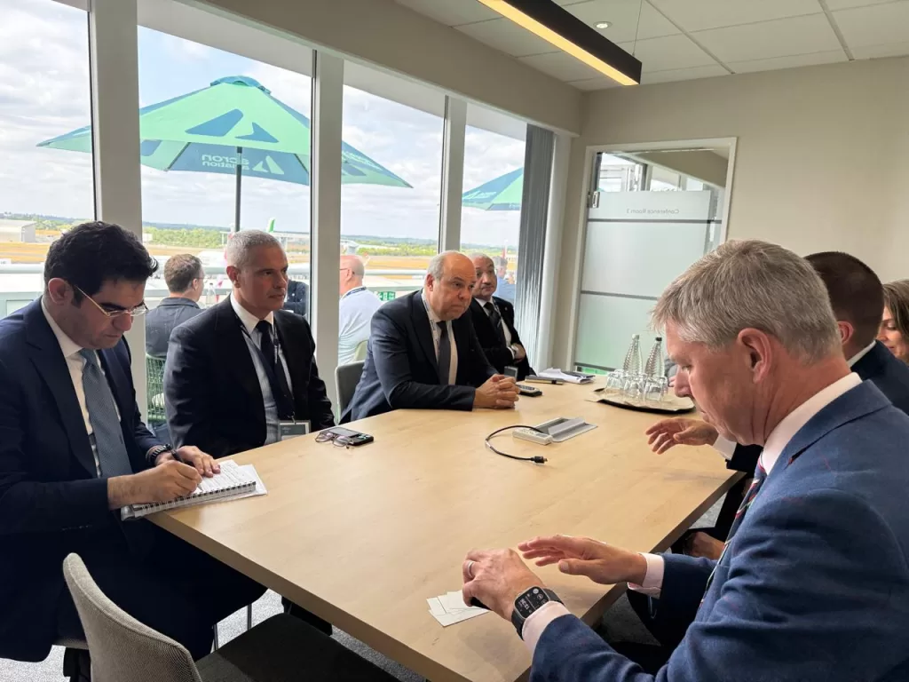 Farnborough 2026 : Une intense activité pour le ministre de l’Aviation civile 7 - Le Progrès Egyptien