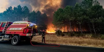 France: Les odeurs des fumées des incendies dans le Sud-Ouest se propagent sur une grande partie du territoire