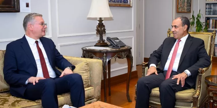 L’Égypte présente aux diplomates étrangers ses opportunités d’investissement dans les secteurs de l’énergie et des ressources minières 2 - Le Progrès Egyptien L’Égypte présente aux diplomates étrangers ses opportunités d’investissement dans les secteurs de l’énergie et des ressources minières 1 - Le Progrès Egyptien