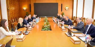 Renforcer la coopération bilatérale avec la Grèce