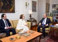 Abdel Aati reçoit Rebecca Grynspan