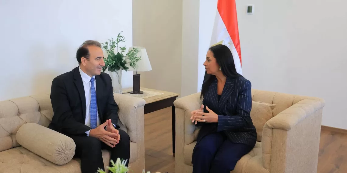 La ministre de la Solidarité sociale rencontre le représentant résident adjoint du PNUD 2 - Le Progrès Egyptien La ministre de la Solidarité sociale rencontre le représentant résident adjoint du PNUD 1 - Le Progrès Egyptien