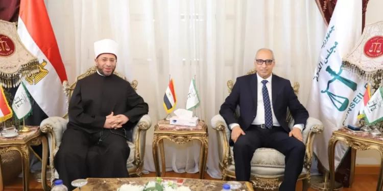 Le Président du Conseil d'État reçoit le ministre des Waqfs 2 - Le Progrès Egyptien Le Président du Conseil d'État reçoit le ministre des Waqfs 1 - Le Progrès Egyptien