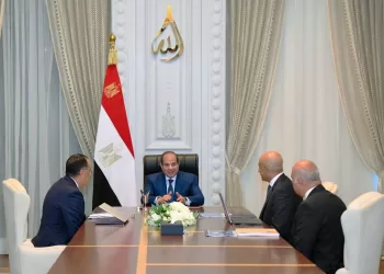 Al Sissi examine la refonte de l’éducation