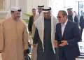 Le président Abdel Fattah al-Sissi raccompagne le cheikh Mohammed ben Zayed Al Nahyane à l’issue de sa visite en Égypte