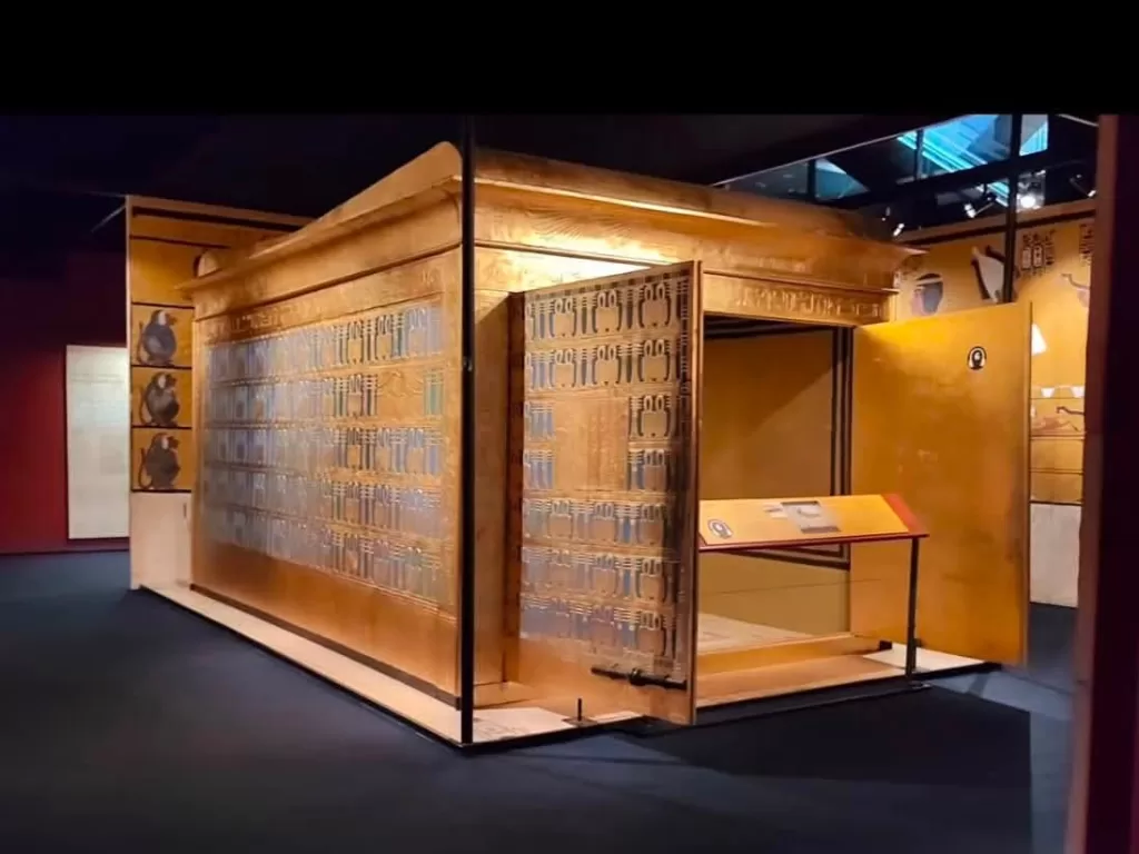 Paris : Une exposition immersive met à l'honneur le patrimoine de 5 - Le Progrès Egyptien
