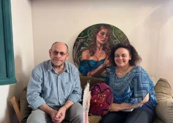 “L’âme de l’Égypte” en couleurs : Amal Ahmed Moustafa expose à l’Opéra
