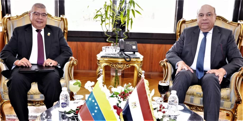 Le ministre de l’Aviation renforce la coopération avec l’Irak, le Venezuela et le Kazakhstan 6 - Le Progrès Egyptien Le ministre de l’Aviation renforce la coopération avec l’Irak, le Venezuela et le Kazakhstan 5 - Le Progrès Egyptien